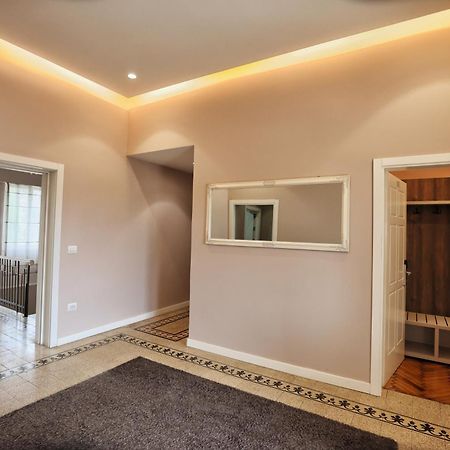 Vila Casablanca - Boutique Hotel & Restaurant Shkodër エクステリア 写真