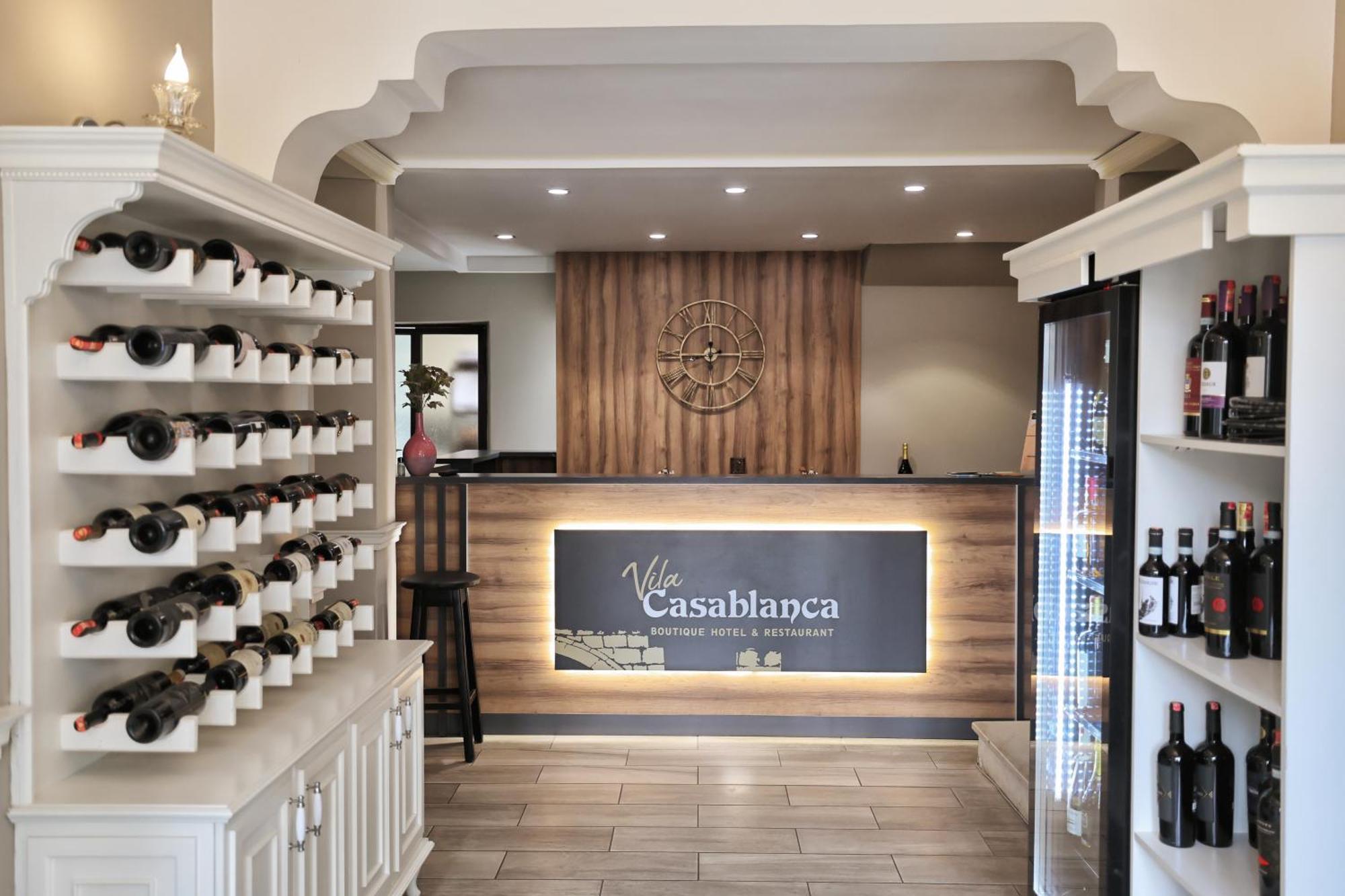 Vila Casablanca - Boutique Hotel & Restaurant Shkodër エクステリア 写真