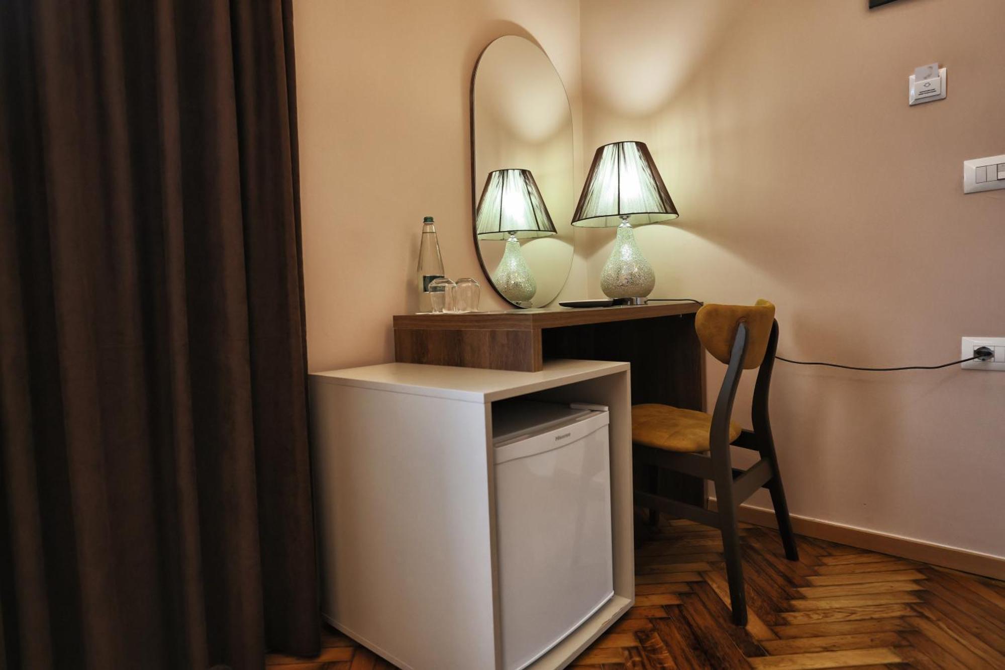 Vila Casablanca - Boutique Hotel & Restaurant Shkodër エクステリア 写真