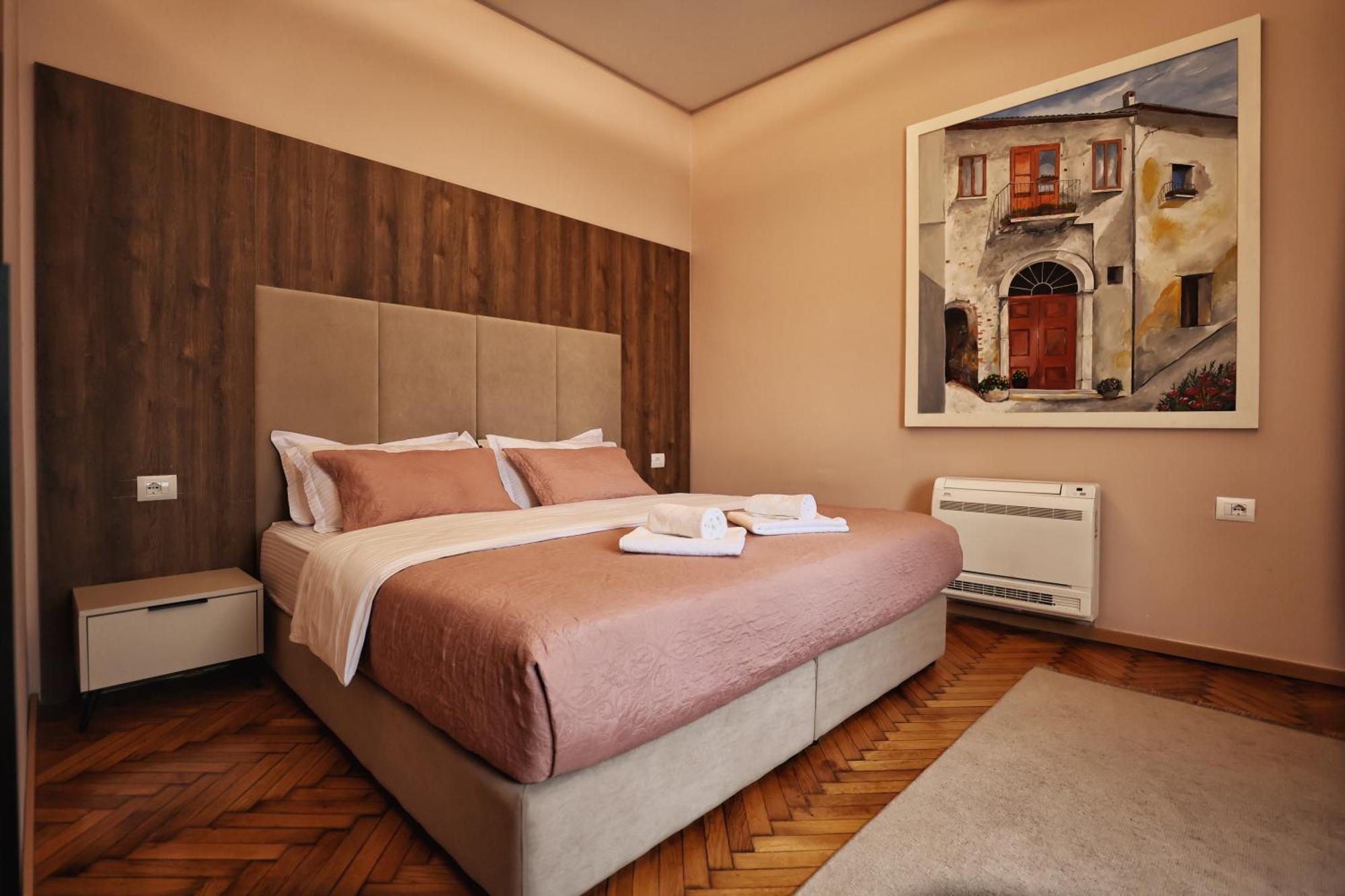 Vila Casablanca - Boutique Hotel & Restaurant Shkodër エクステリア 写真