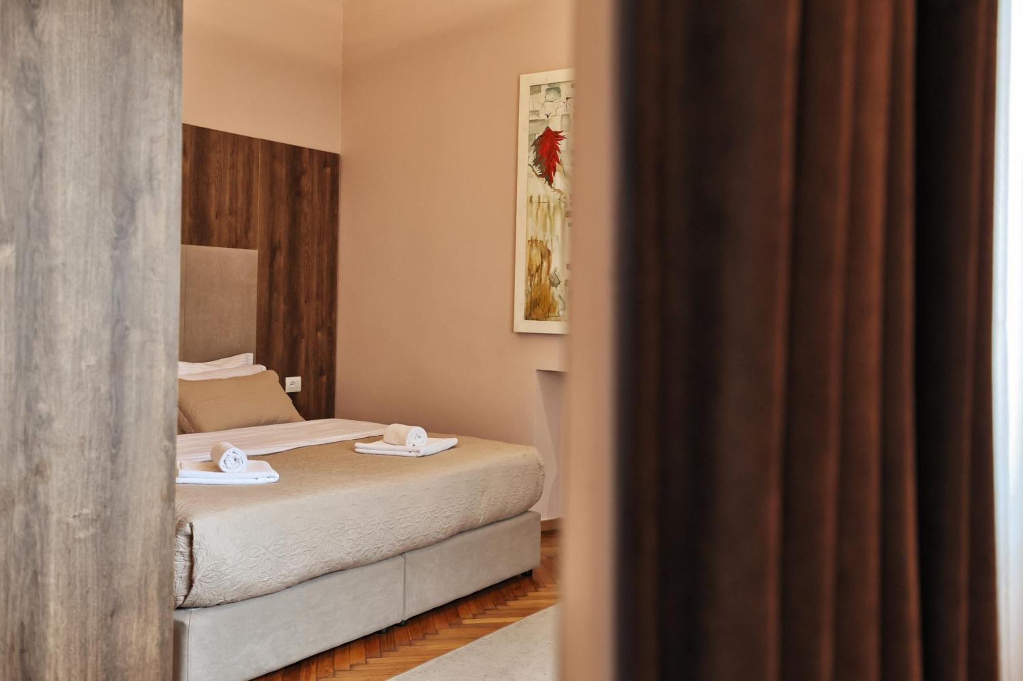 Vila Casablanca - Boutique Hotel & Restaurant Shkodër エクステリア 写真
