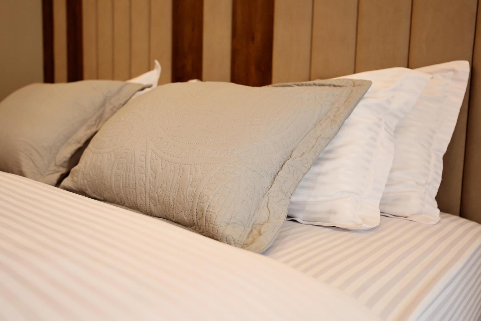 Vila Casablanca - Boutique Hotel & Restaurant Shkodër エクステリア 写真