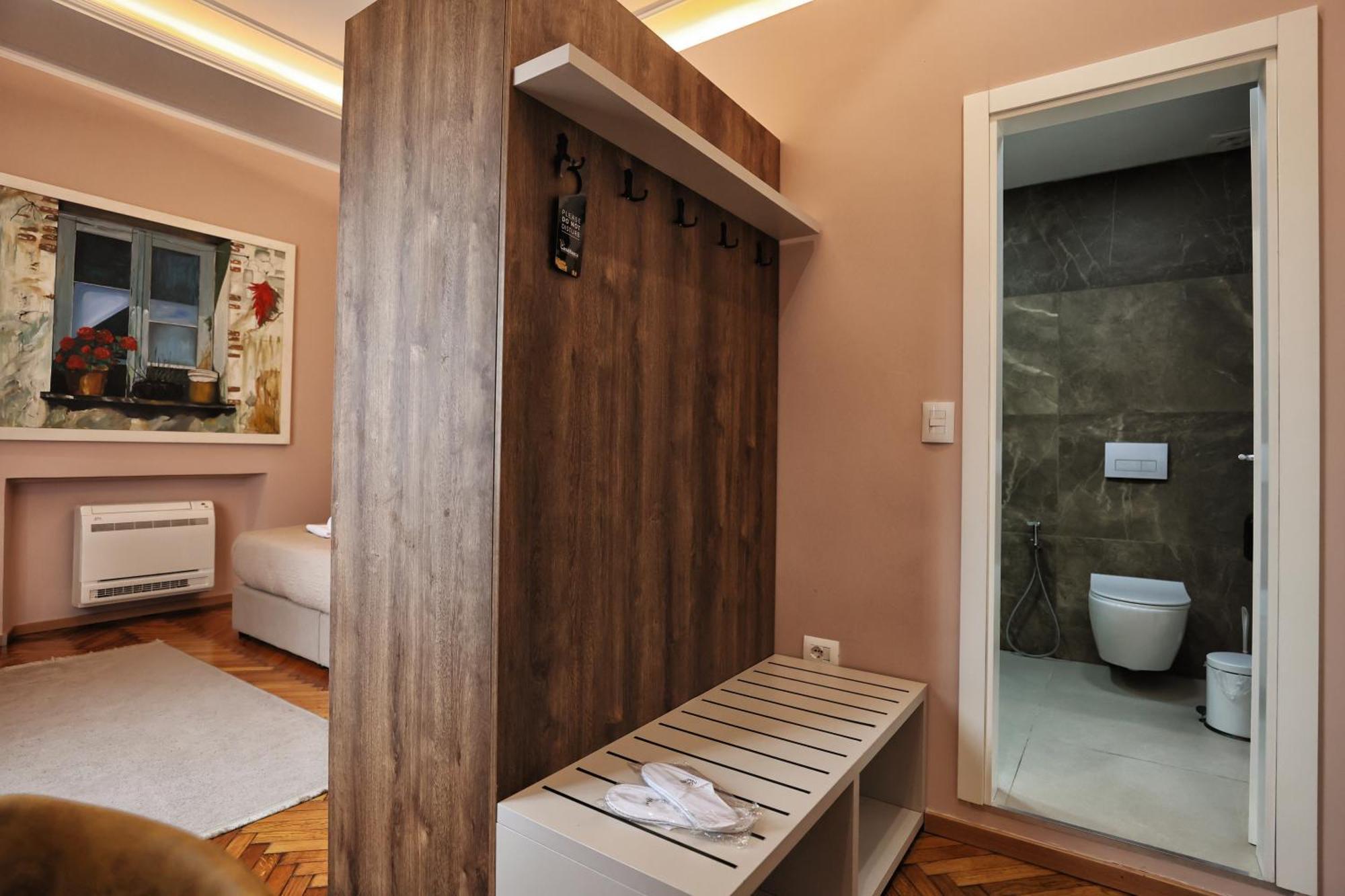 Vila Casablanca - Boutique Hotel & Restaurant Shkodër エクステリア 写真